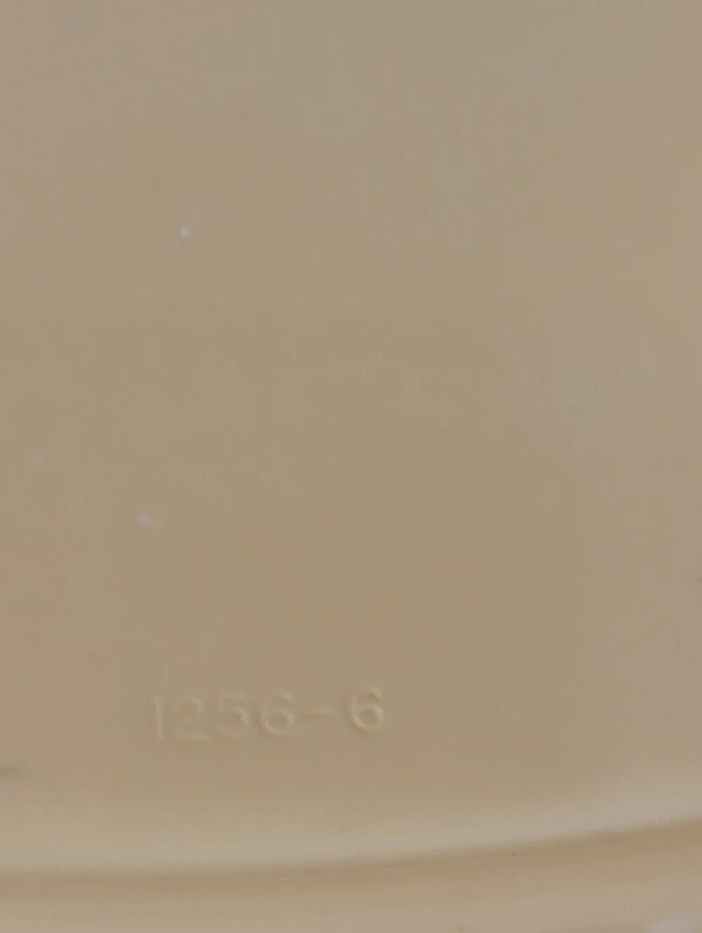 Vintage Tupperware Harvest Gold #1256 w/Sheer Cover Cake Taker Carrier